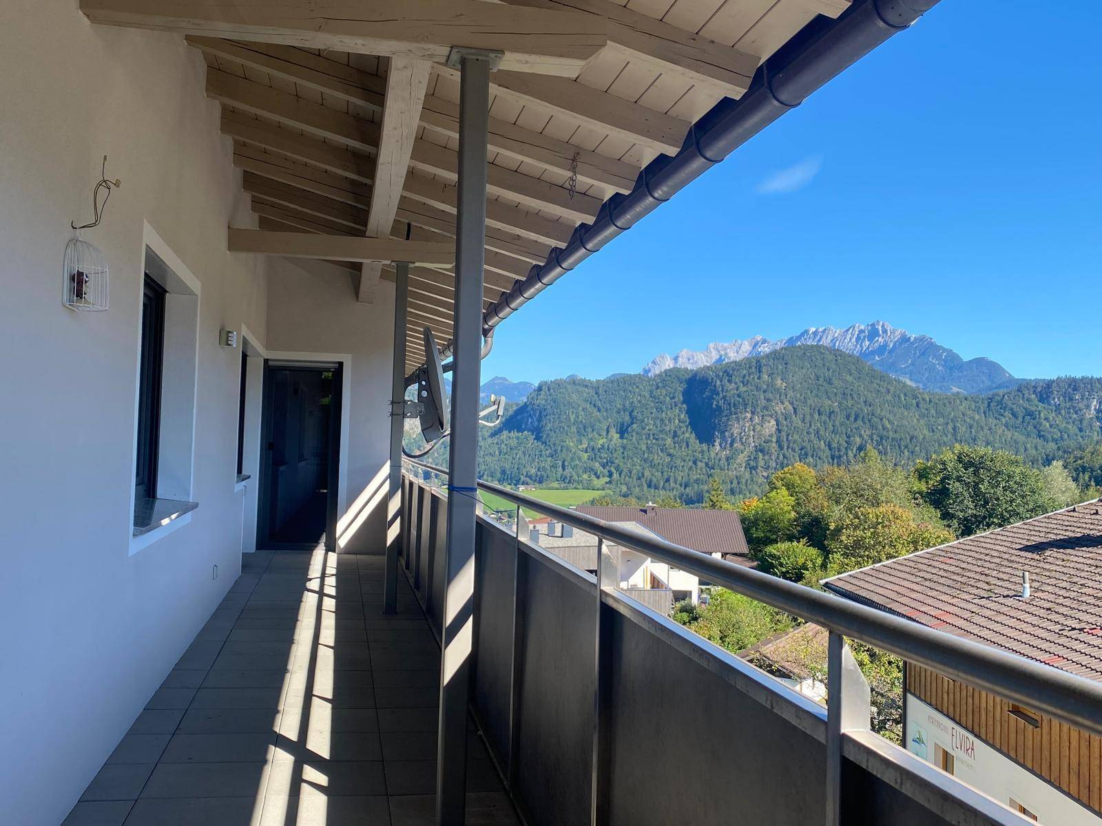 Großer Balkon mit Weitblick