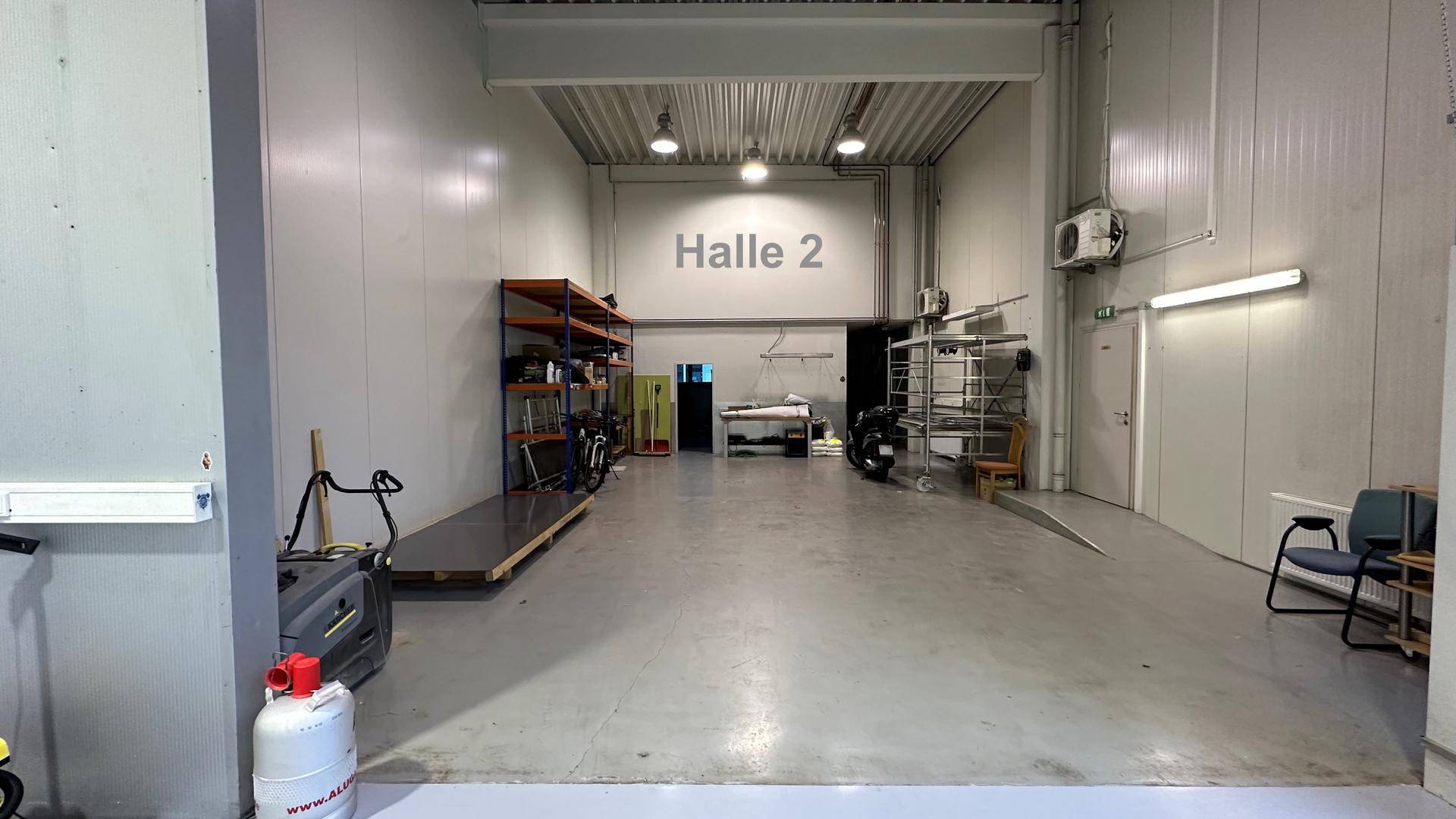 Halle 2