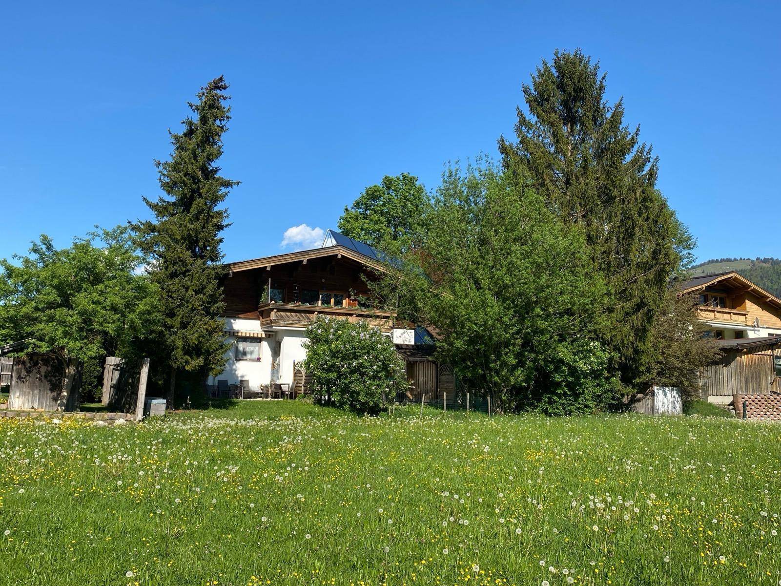 Landhaus mit exzellenter Aussicht und 4 Wohneinheiten – pohled 5