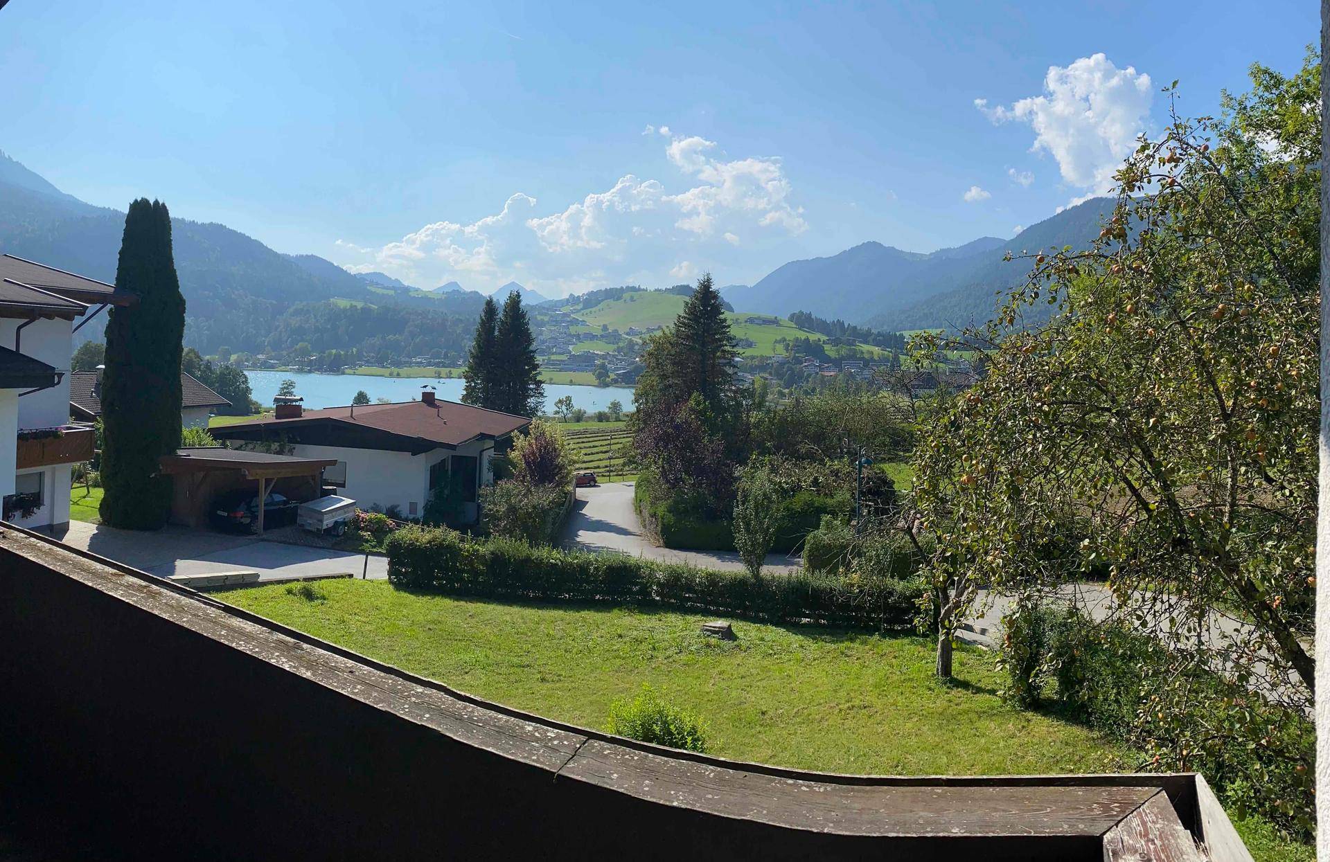 AAA-LAGE (PANO)