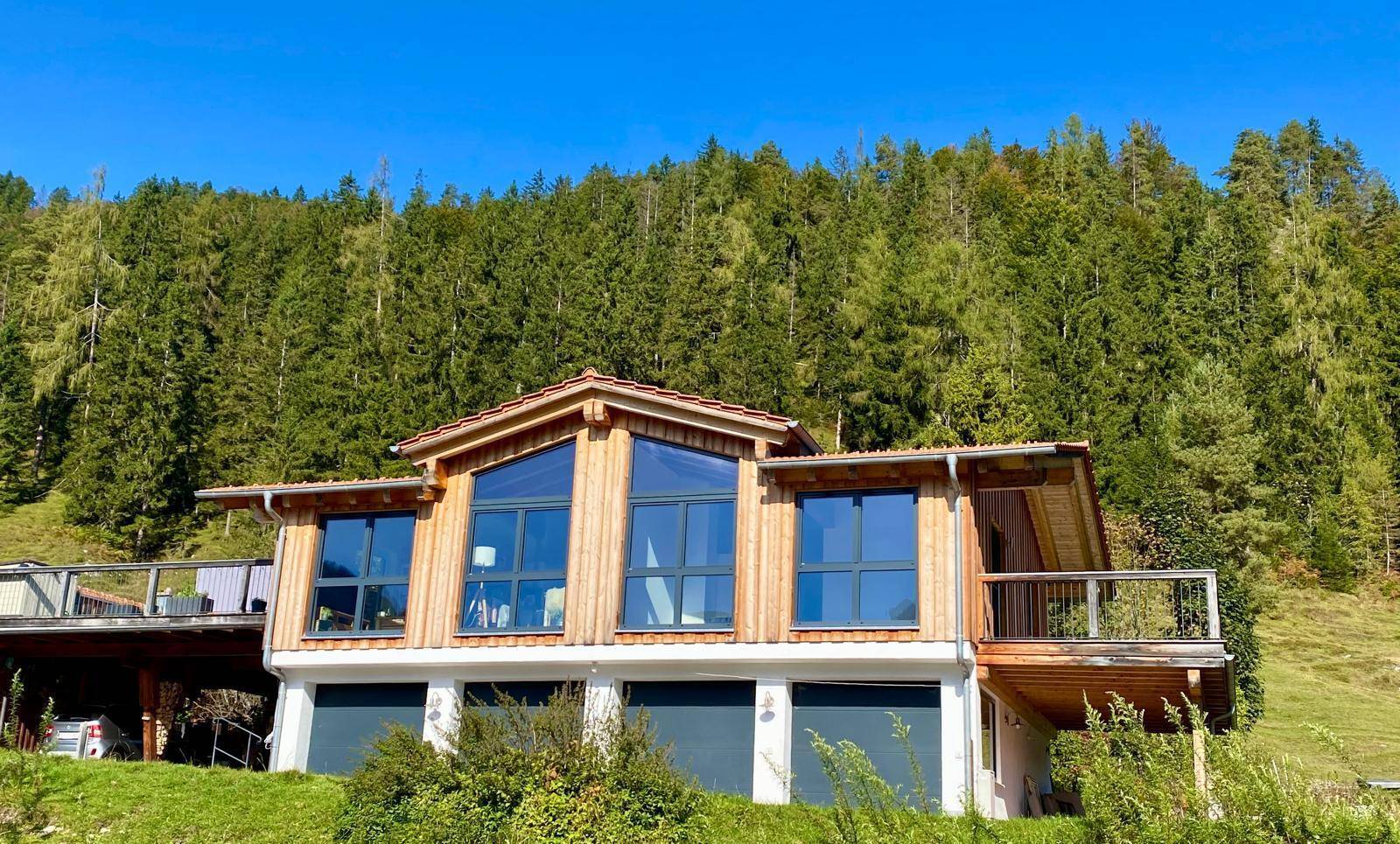 Wohnhaus mit nur 2 Parteien