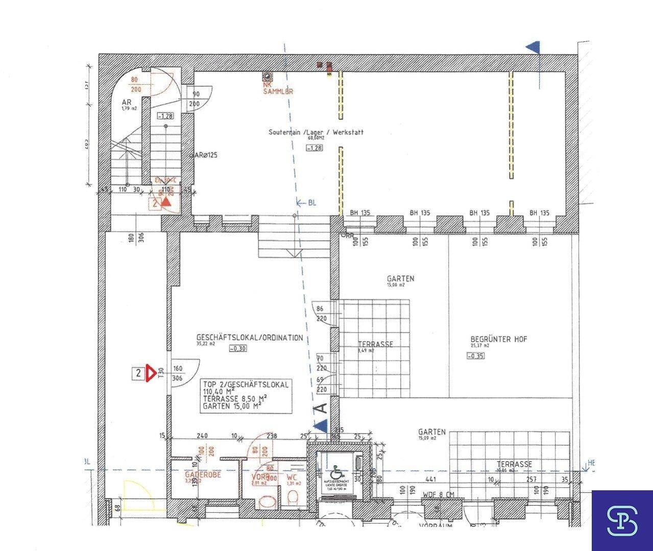 Detaillierter Grundriss des Erdgeschosses mit Geschäftsräumen, Terrasse und Garten.