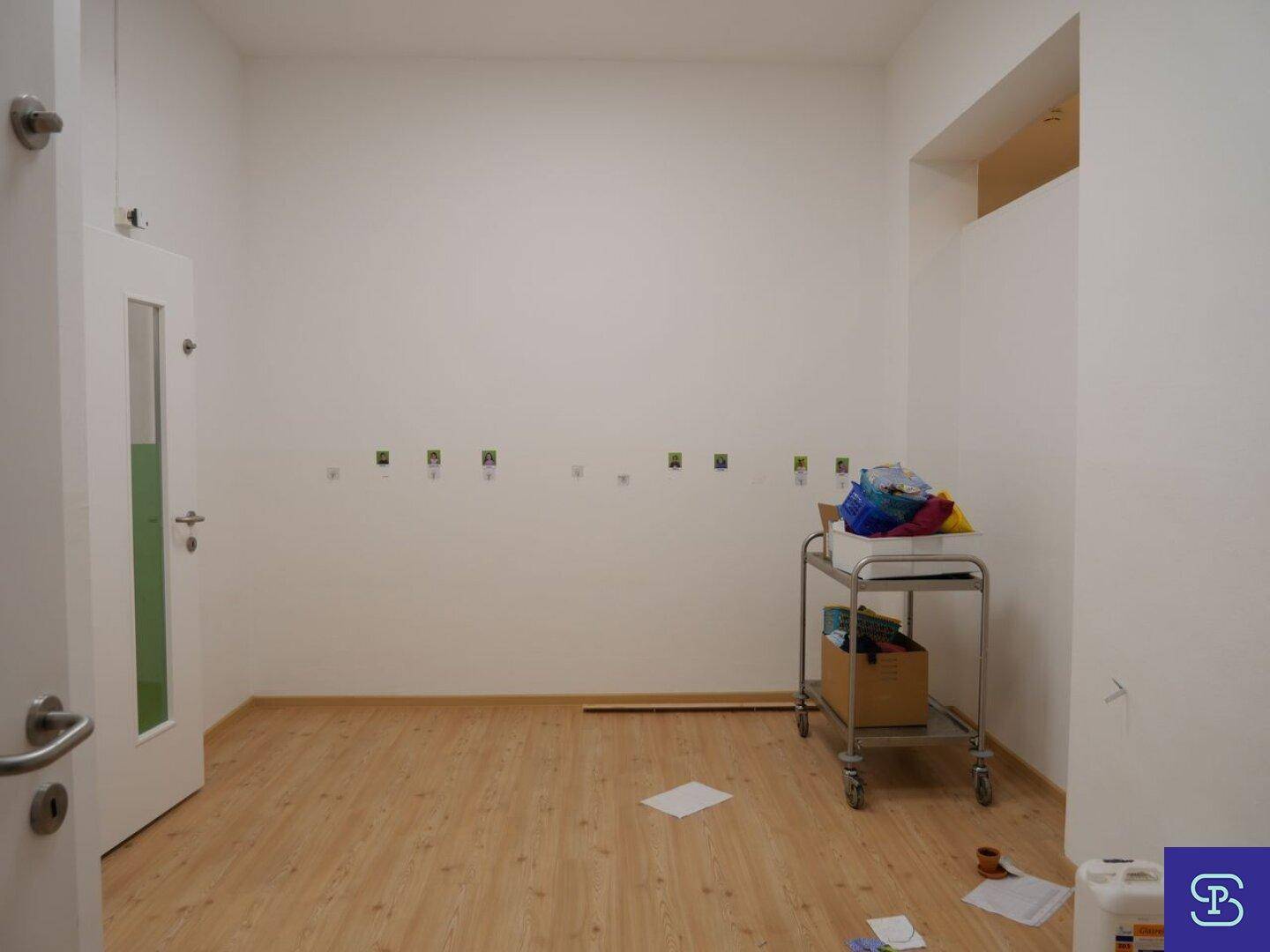 Renovierte 304m² Büro- oder Praxisfläche Nähe Allerheiligenplatz - 1200 Wien - Więcej