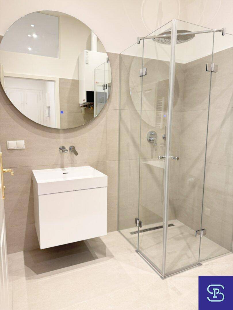 Bad mit Dusche