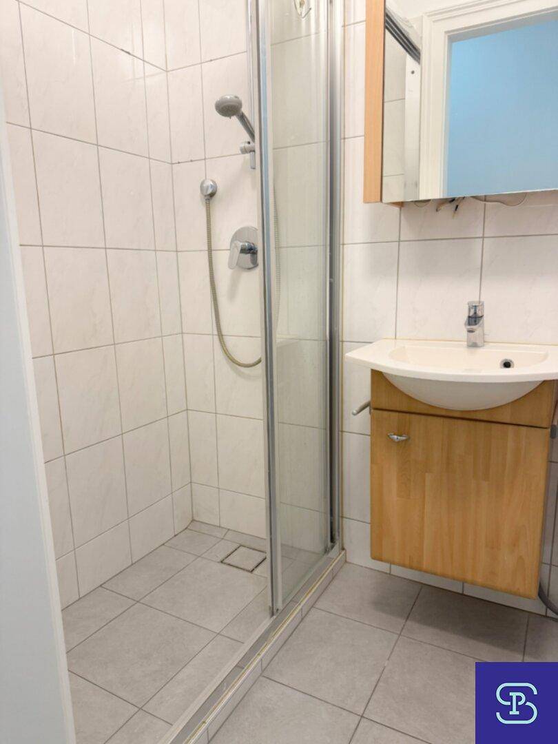 Bad mit Dusche