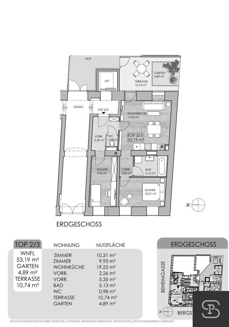 Grundriss des Erdgeschosses mit Wohnküche, zwei Zimmern, Terrasse und Garten.