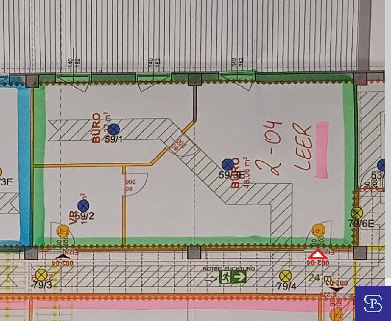 Detaillierter Grundriss eines Bürokomplexes mit eingezeichneten Flächen und Raumaufteilung.