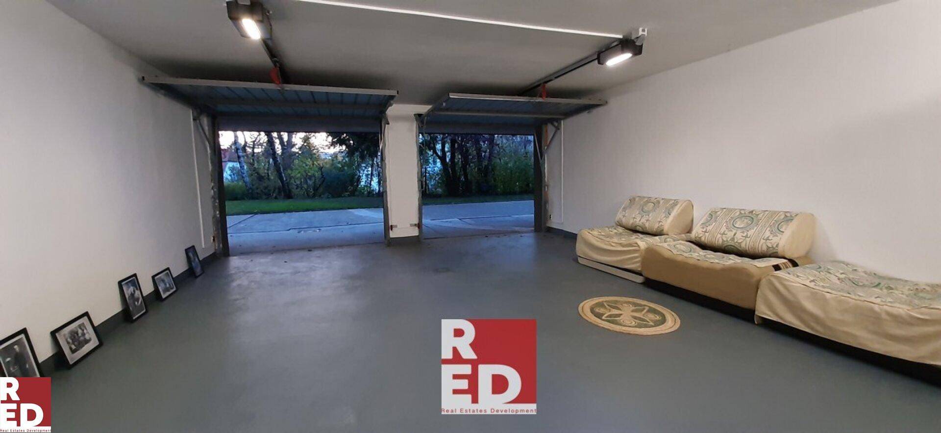 2 Garagenplätze