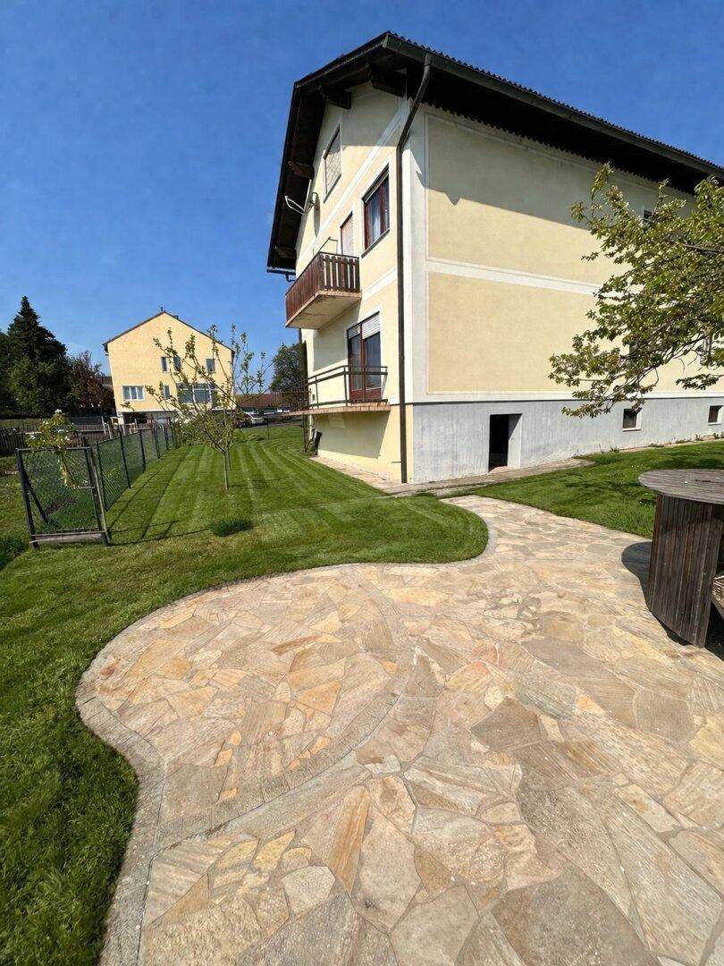 Flexibles Ein- bis Zweifamilienhaus mit großem Grundstück – ideal für Familien oder als Investment - Ansicht 2