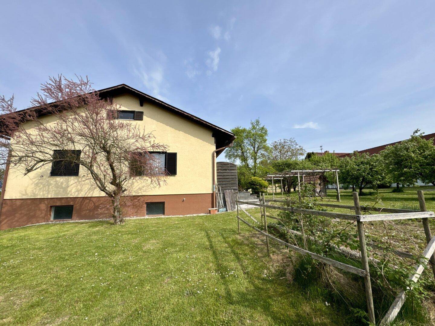 Charmantes Einfamilienhaus mit großem Naturgrundstück – viel Potenzial &amp; sofort beziehbar - Ansicht 5