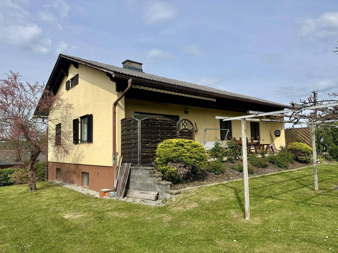 Charmantes Einfamilienhaus mit großem Naturgrundstück – viel Potenzial &amp; sofort beziehbar - Ansicht 6