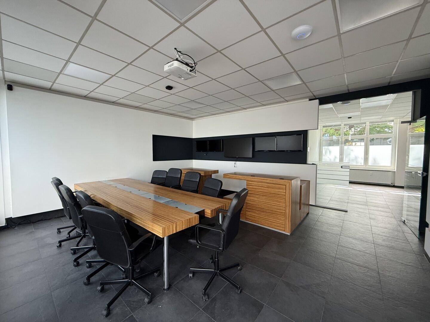 Moderne Büro- und Praxisflächen in zentraler Stadtlage mit bester Infrastruktur! - Ansicht 2