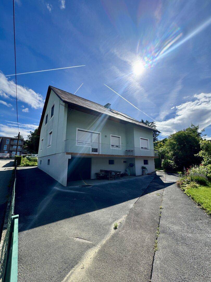 Viel Platz für Familie oder Generationenwohnen – Wohnhaus mit sonnigem Grundstück in ruhiger Lage ...! - Ansicht 3