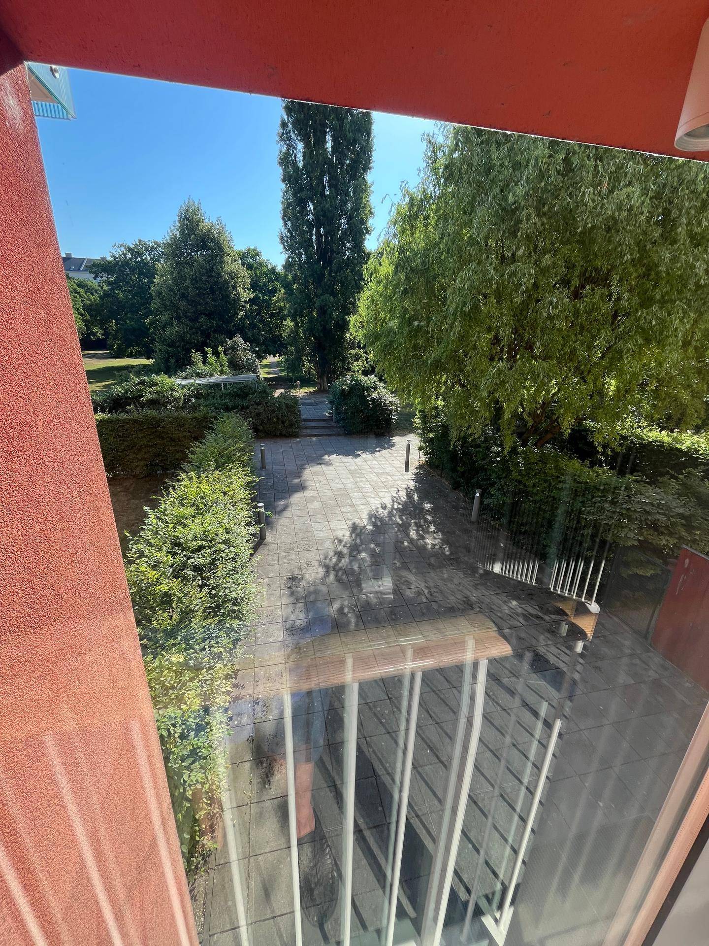 Privat Verkauf Argentinierstrasse/ Karlsplatz! Renovierte 107qm sonnige ruhige barrierefreie Eigentumswohnung mit 8200qm privatem Park und Garage - Ansicht 5