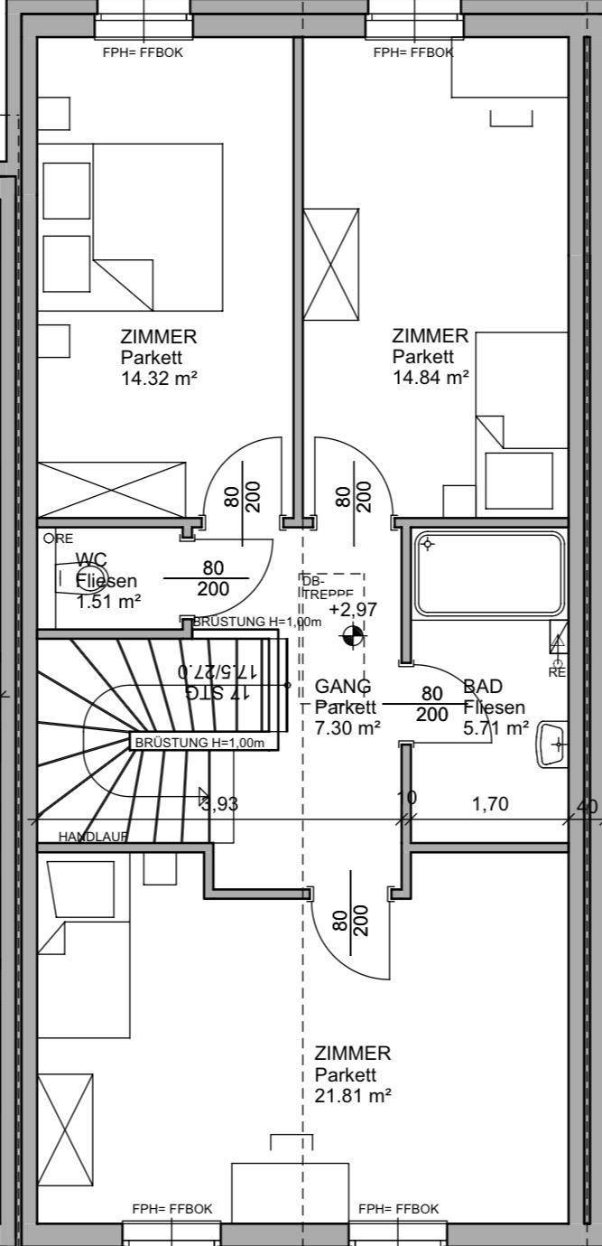 Grundriss einer oberen Etage mit drei Schlafzimmern, einem Badezimmer und separatem WC.