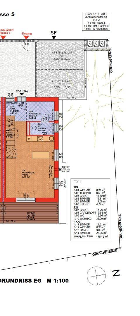 Grundriss des Erdgeschosses mit Wohnküche, Garderobe und Abstellplatz.