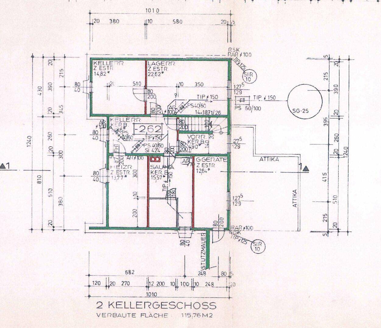 Grundriss des zweiten Kellergeschosses mit mehreren Kellerräumen, Sauna und Vorratsbereichen.