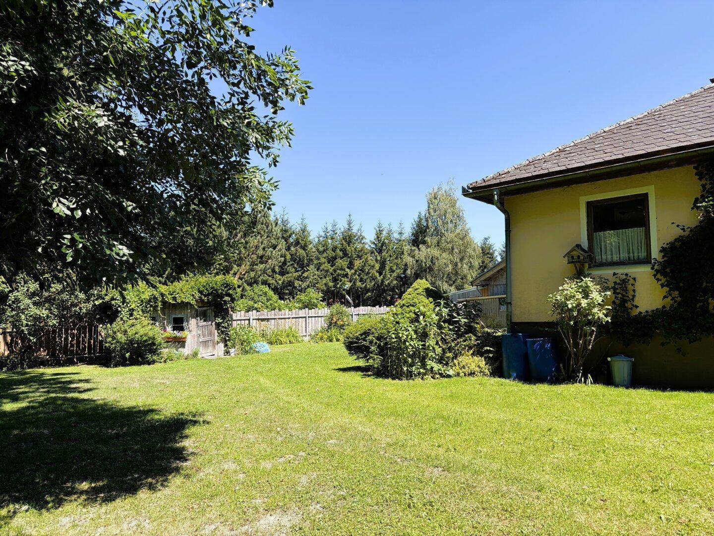 BUNGALOW im GARTENPARADIES - in ländlicher Grünlage - Ansicht 3