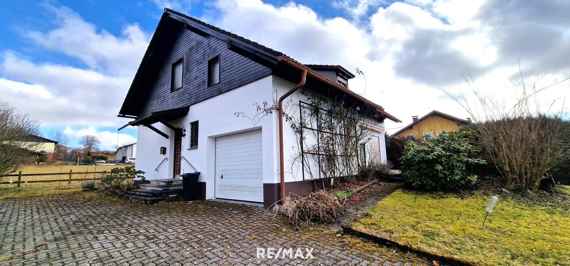 Haus mit Garage