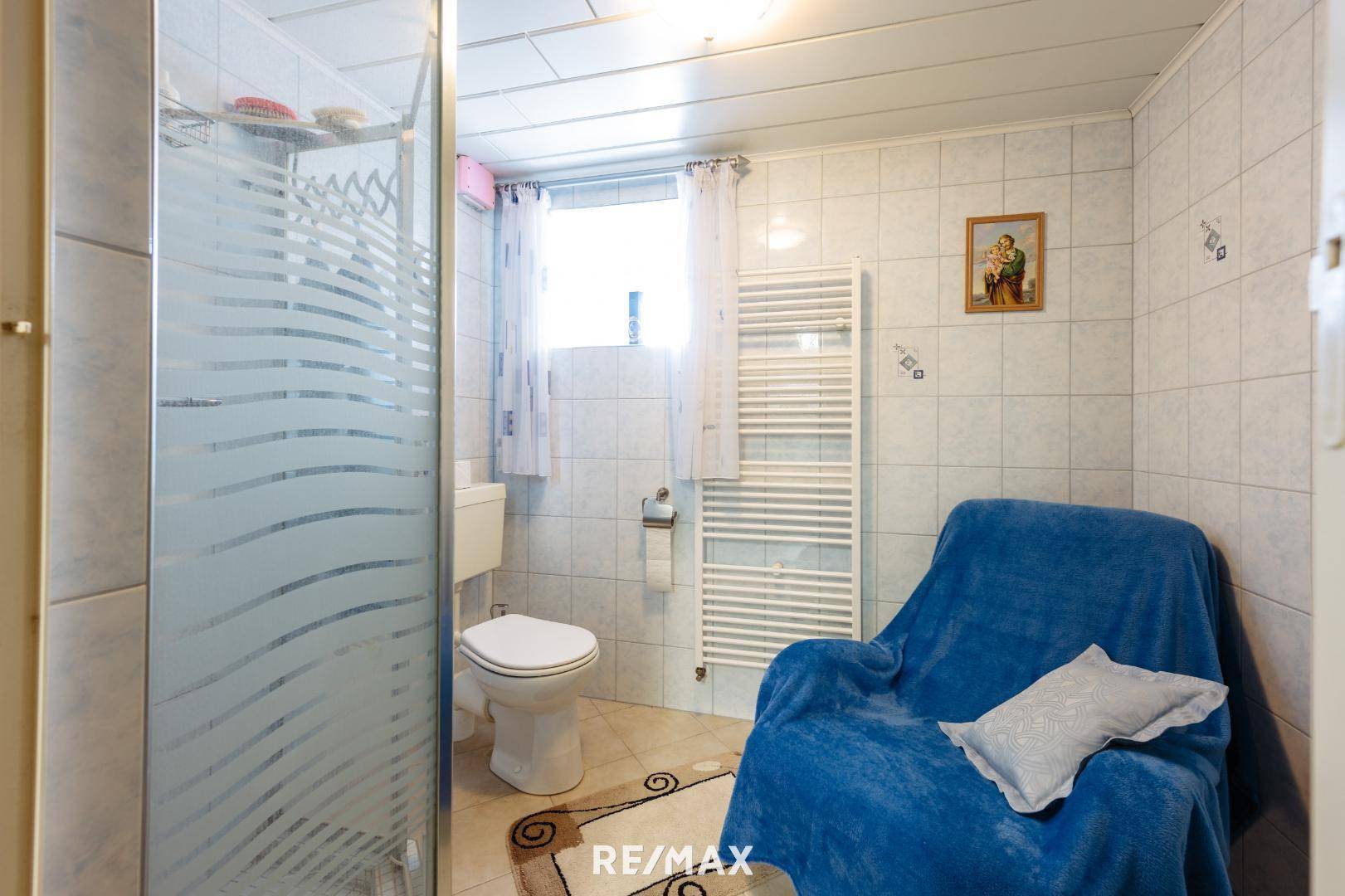 Badezimmer KG