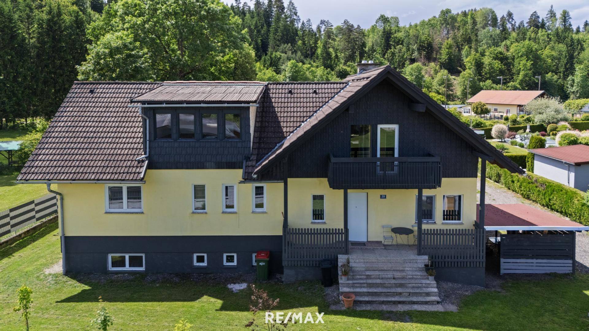 Vorderansicht Haus