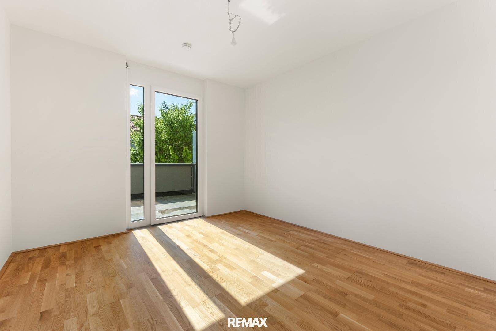 Exklusive Dachgeschosswohnung mit traumhafter Terrasse in Krumpendorf am Wörthersee – pohled 4