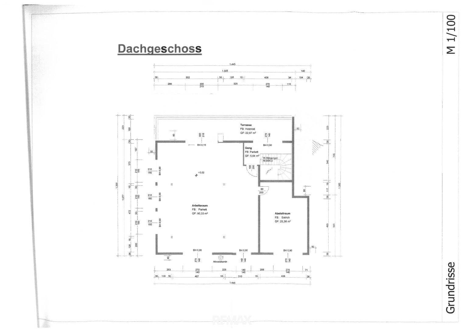 Grundriss des Dachgeschosses mit Terrasse und Schlafzimmern.