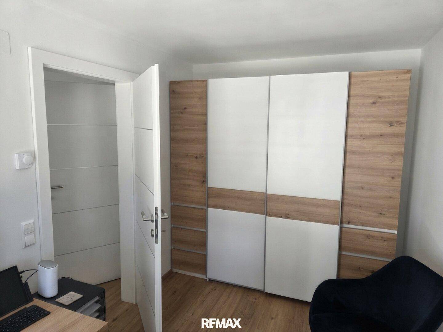 Zimmer/Büro