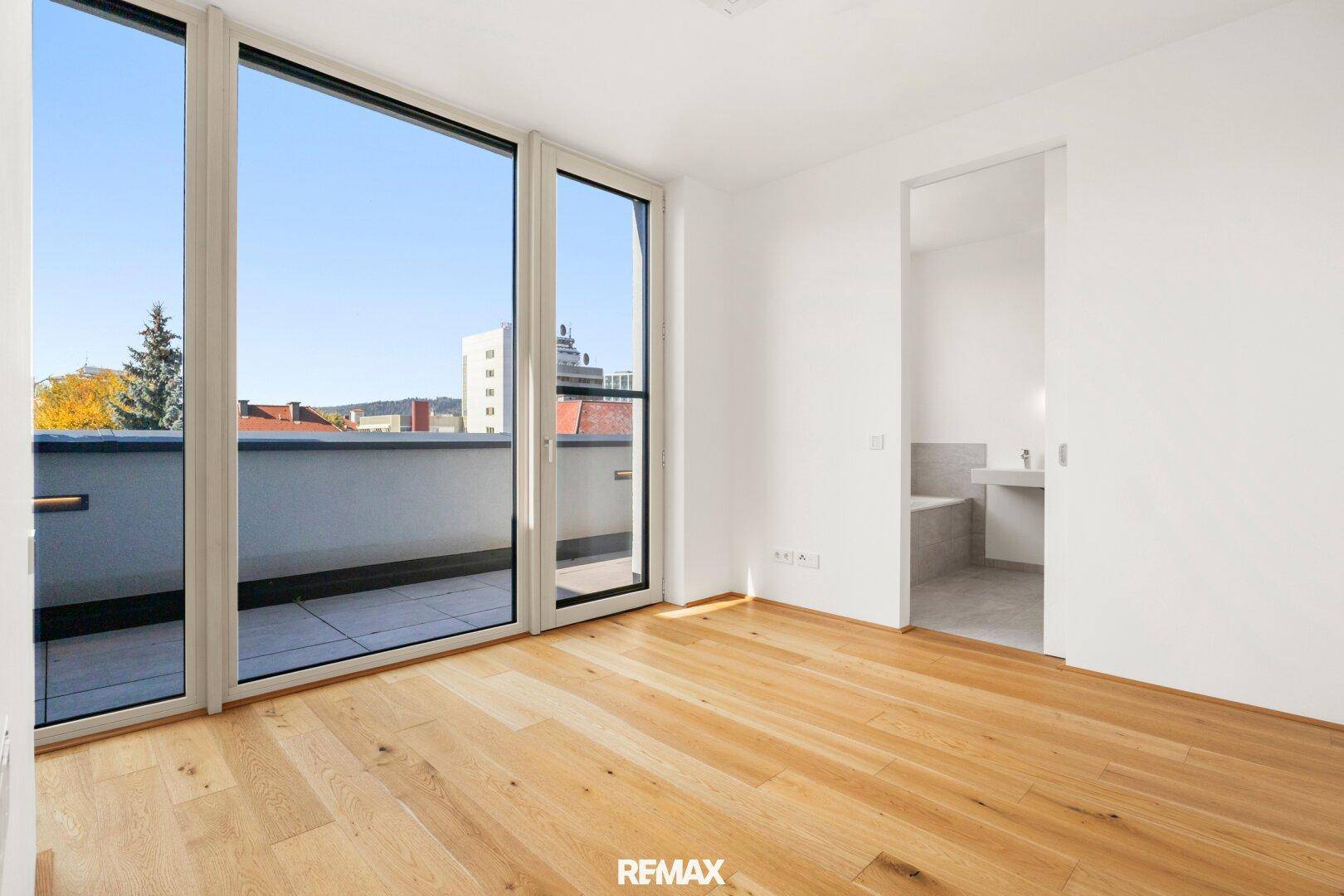 Zimmer mit Zugang Badezimmer en Suite