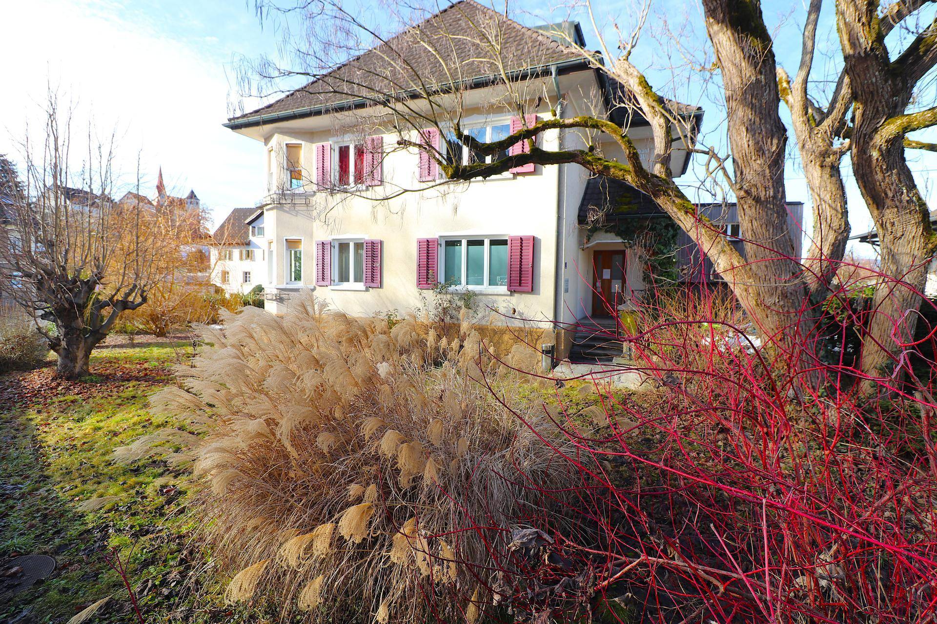 Stilvolles Wohnhaus mit bestehender Ordination im Herzen von Rankweil - Ansicht 5