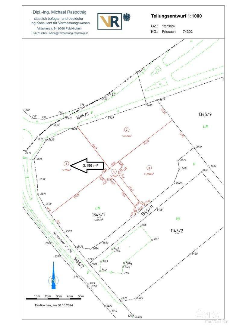 Teilungsentwurf eines Grundstücks mit eingezeichneten Parzellen und Straßenverlauf in ländlicher Umgebung.