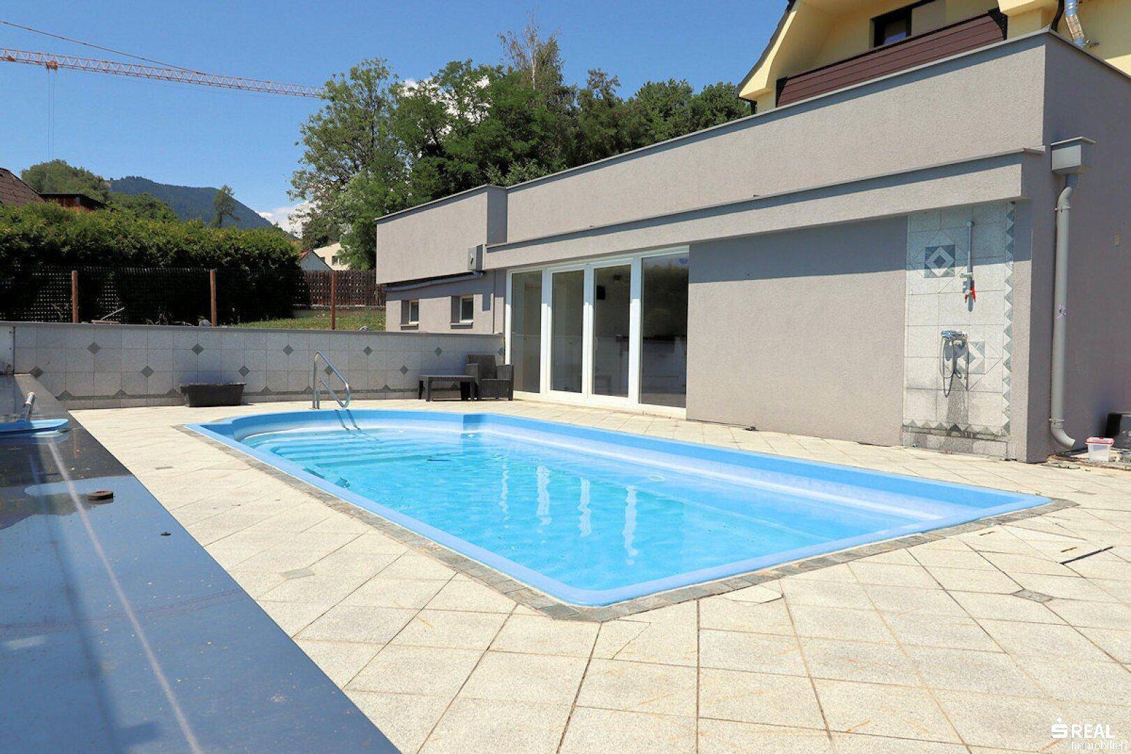 Poolterrasse