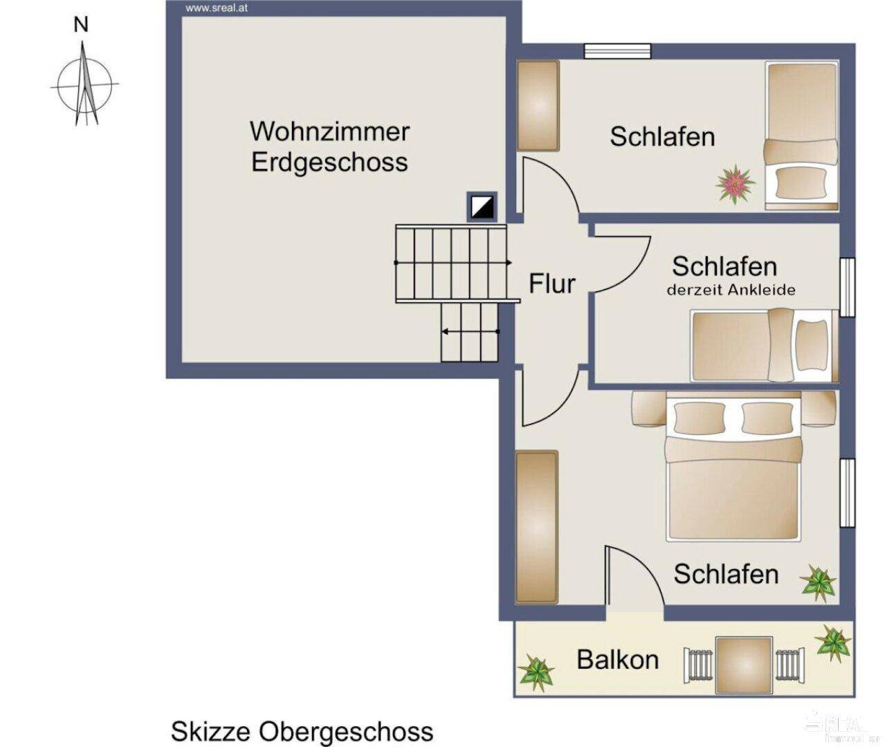 Grundriss des Obergeschosses mit drei Schlafzimmern, einem Flur und einem Balkon.