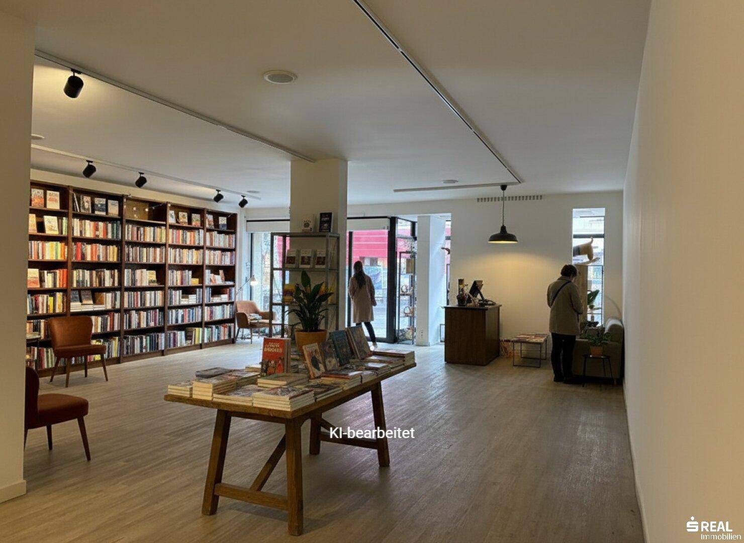KI-bearbeitete Visualisierung eines gemütlichen Buchladens mit Holzboden, Bücherregalen und einladenden Leseecken.