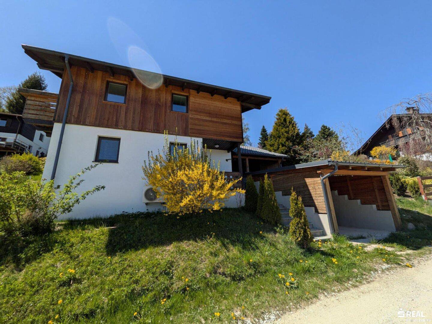 Freizeitwohnsitz! Charmantes Ferienhaus mit herrlicher Aussicht am Rainsberg in Reichenfels! – pohled 3