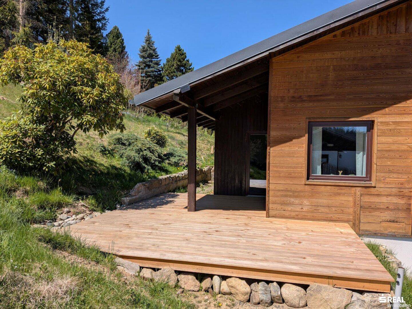 Freizeitwohnsitz! Charmantes Ferienhaus mit herrlicher Aussicht am Rainsberg in Reichenfels! – pohled 4