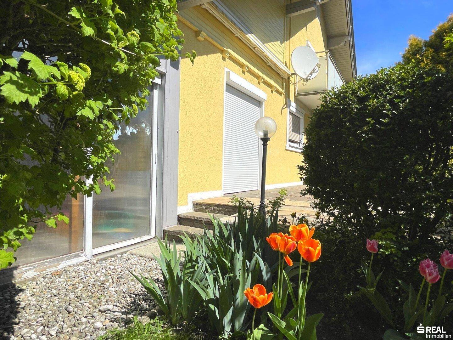 Saniertes Wohnhaus in ruhiger Siedlungslage von Spittal/Drau - Sonnenterrasse mit Bergblick! - Ansicht 3