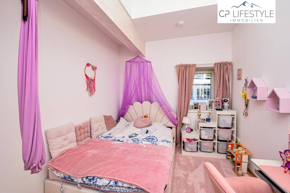 2. Schlafzimmer