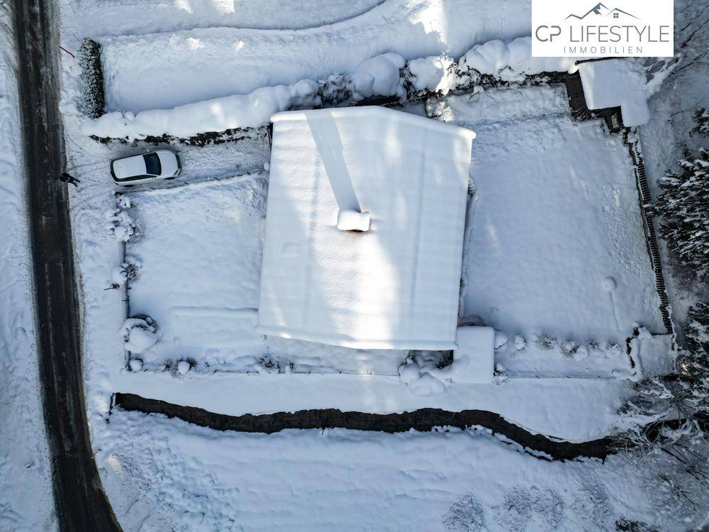 Traumhaftes Waldgrundstück mit charmanten Altbestand - Ansicht 5