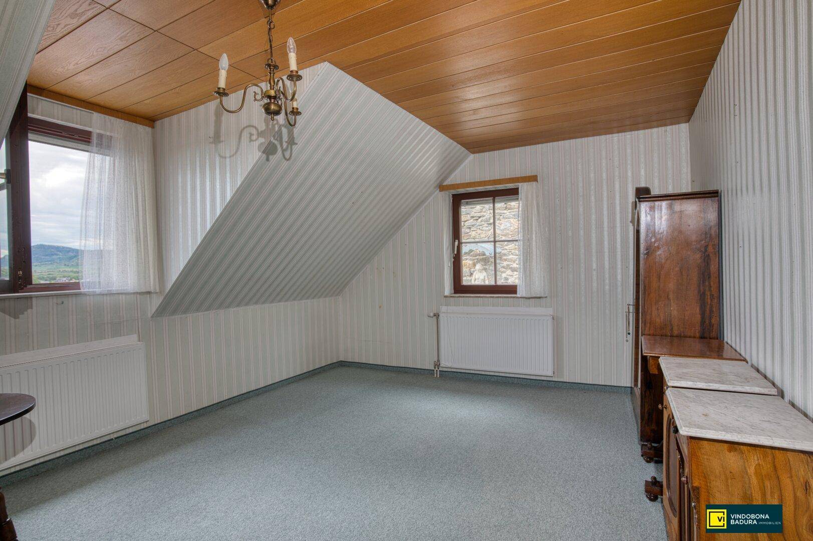 Zimmer 2 OG