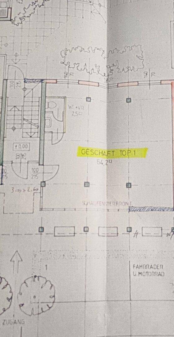 Detaillierter Grundrissplan mit eingezeichneten Räumen und Zugängen, teilweise markiert.