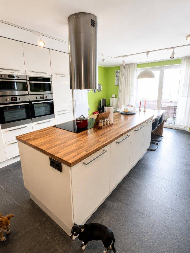 Großzügiges Einfamilienhaus in Schörfling am Attersee – Potenzial mit Terrasse &amp; Garage! - Ansicht 3