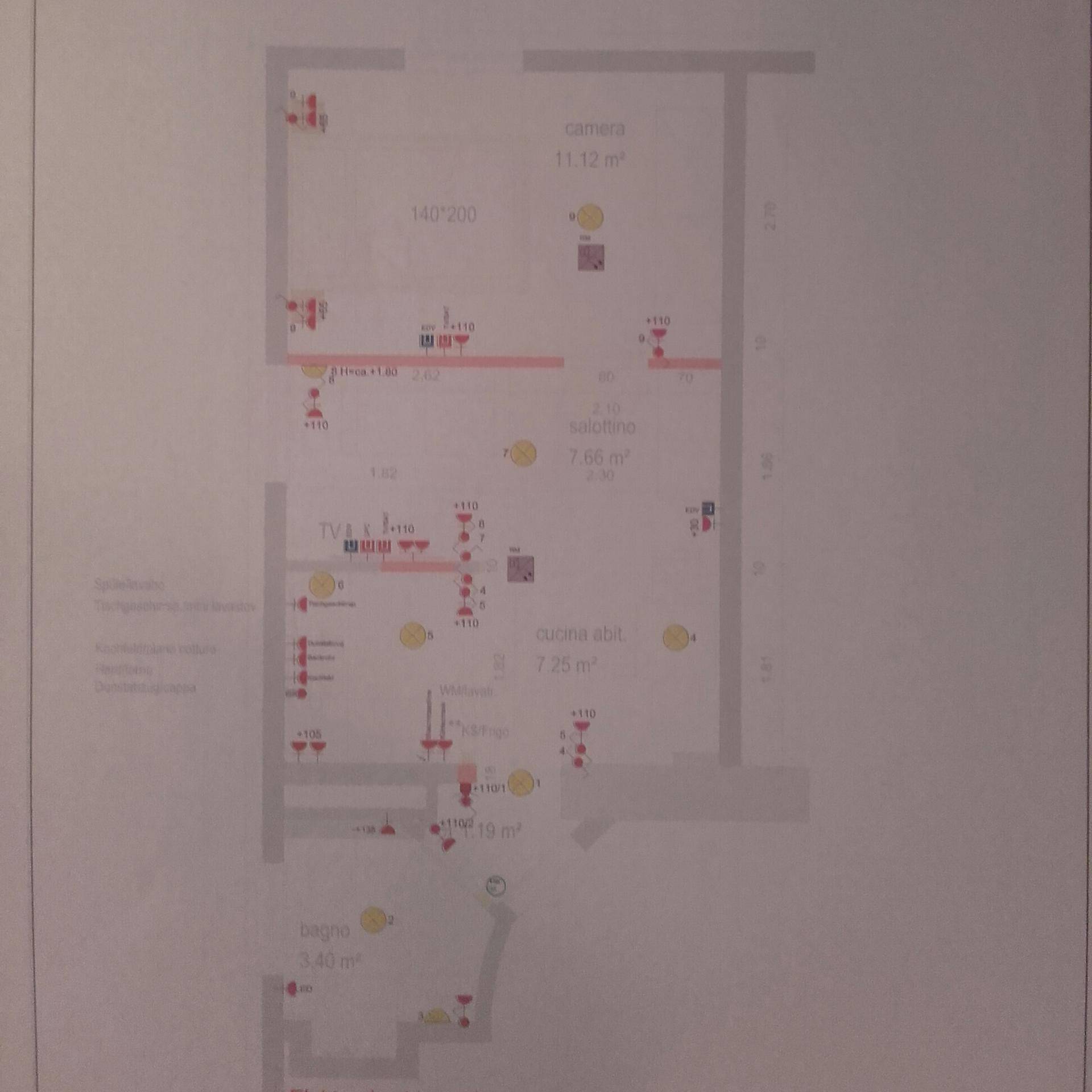 Detaillierter Grundriss mit Raumaufteilung und Flächenangaben der Wohnung.