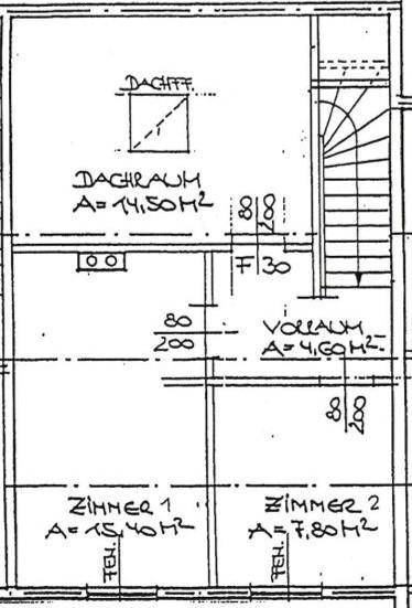 Grundriss des Dachgeschosses mit zwei Zimmern und Dachschrägen.