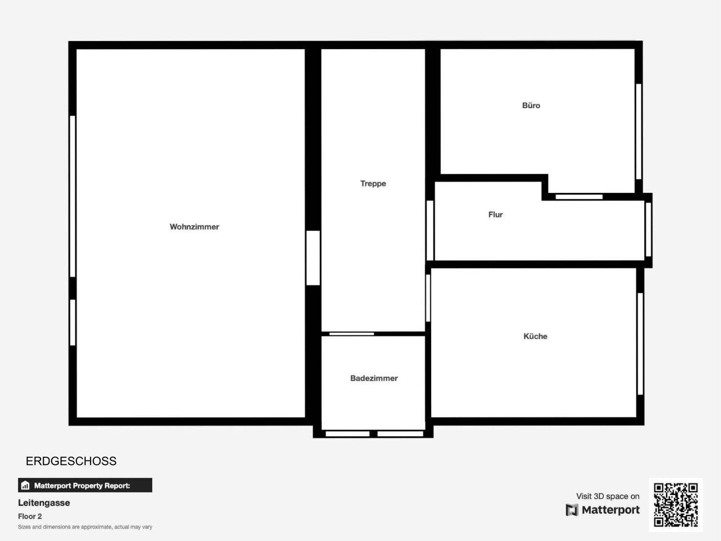 Grundriss des Erdgeschosses mit Wohnzimmer, Küche, Büro, Flur und Badezimmer.