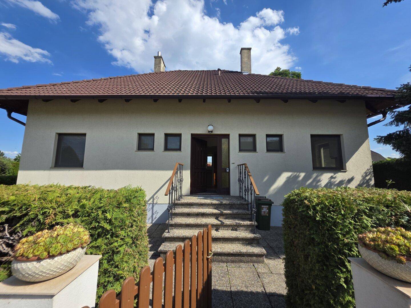 Großzügiges Einfamilienhaus nahe Lobau | Eigengrund | 350 m² NFL | Terrasse – pohled 2