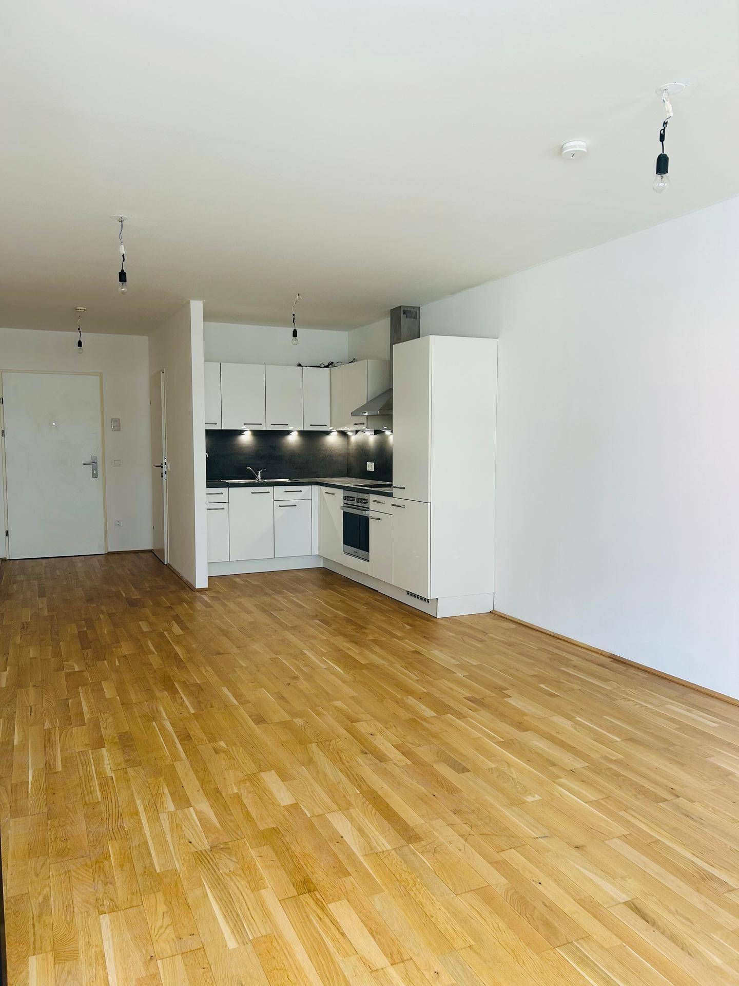 PROVISIONSFREI! WIENERBERG! BIOTOPE CITY! HELLE 2 ZIMMER MIT BALKON! RUHIG! EINBAUKÜCHE. - Widok 4