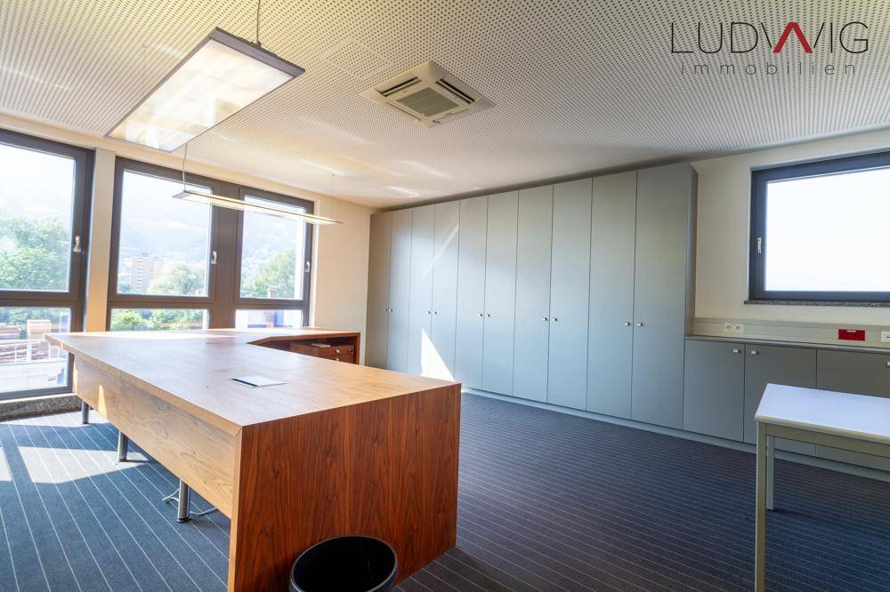 Büro