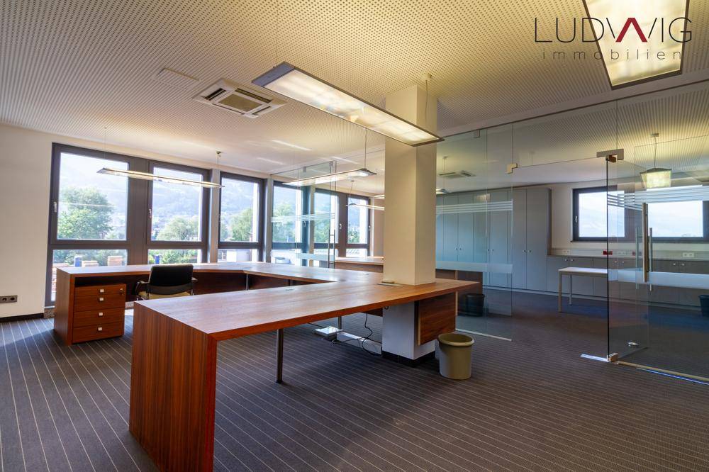 Büro