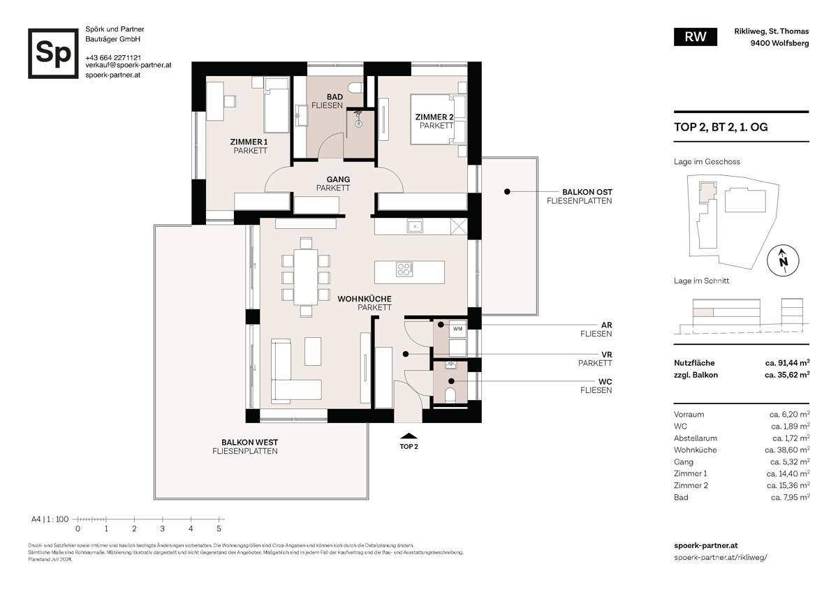 Grundriss der Obergeschosswohnung TOP 2 mit zwei Balkonen und offener Wohnküche.